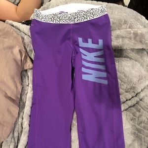 Nike dry fit Capri leggings